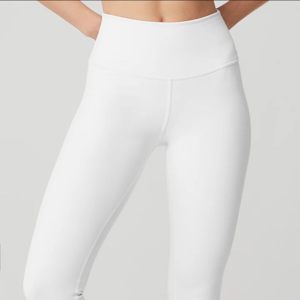 White Alo Yoga Airbrush Leggings Size S